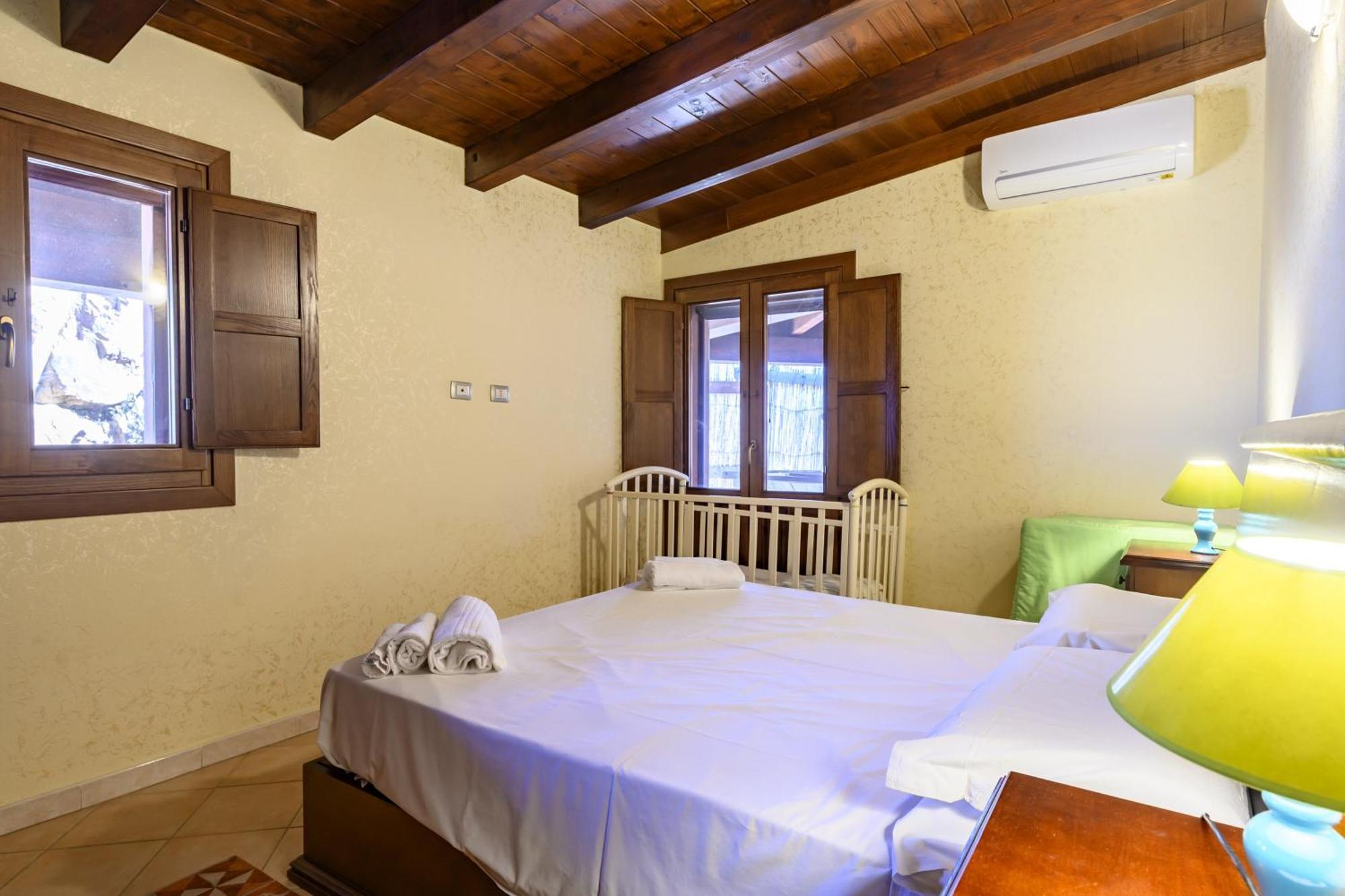 Villa Il Panorama Di Orri Tortoli Luaran gambar